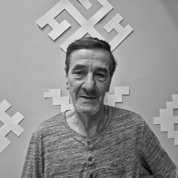 Einārs Grants / saimnieciski tehniskais darbinieks /